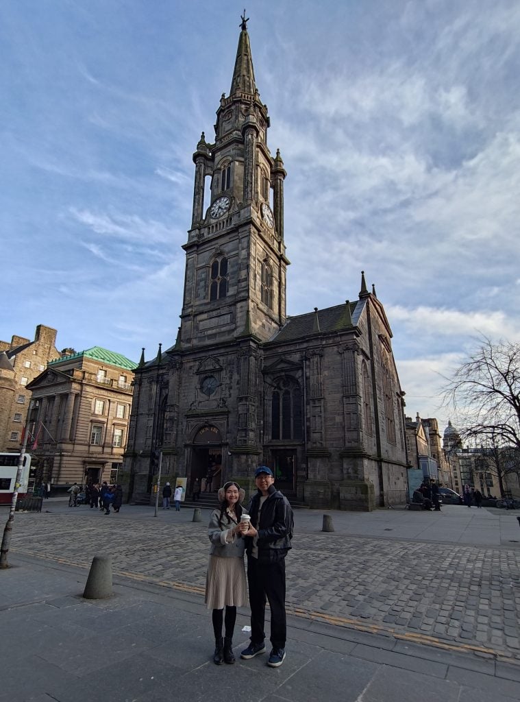 英國【愛丁堡】Edinburgh|愛丁堡推薦必看景點Top15 in Edinburgh City|愛丁堡皇家英里Edinburgh Royal Mile、Scott Monument、St Giles’Cathedra|卡爾頓山丘Calton Hill、Glenkinchie威士忌酒廠|英國的北方雅典Athens of the North 5 Tron Kirk Market