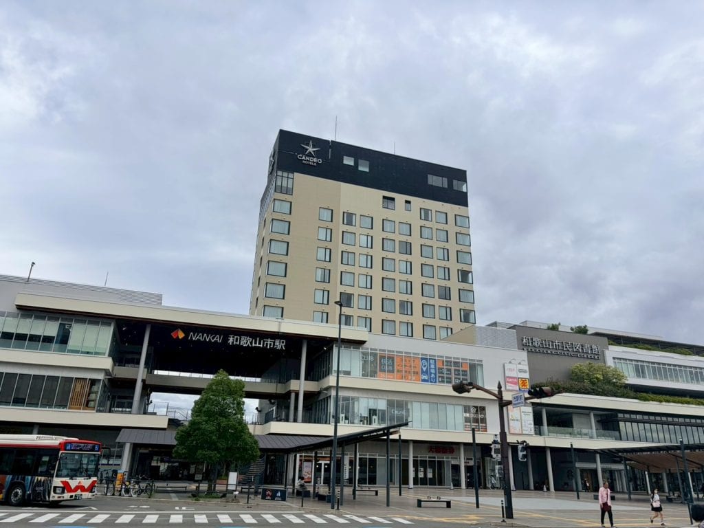 和歌山縣【和歌山市】Wakayama|Kino和歌山商場—和歌山城—和歌山市車站百名店美食|紀三井寺—Gold Coffee—和歌山黑潮市場 鮪魚解體秀—道之驛 四季之鄉公園—あじさい曼荼蘿園|加太鯛魚列車、淡嶋神社|和歌山電鐵貴志川線、小玉貓站長|湯浅醬油|Candeo Hotels Nankai Wakayama 3 LINE ALBUM 20260622和歌山 260626 48