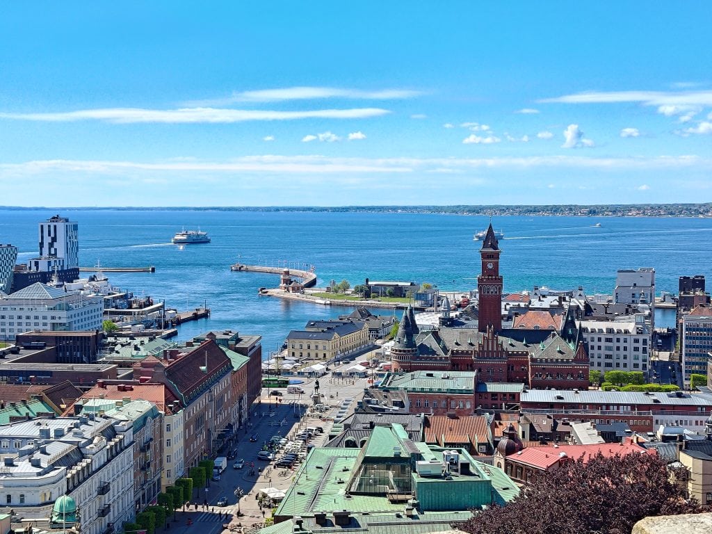 瑞典【赫爾辛堡】Helsingbog市區景點:鄧克爾文化中心Dunkers kulturhus、卡爾南塔樓Kärnan|北歐渡輪 瑞典赫爾辛堡Helsingborg—丹麥赫爾辛格Helsingør:購票、交通、搭船心得 51 渡輪瑞典赫爾辛堡Helsingborg—丹麥赫爾辛格