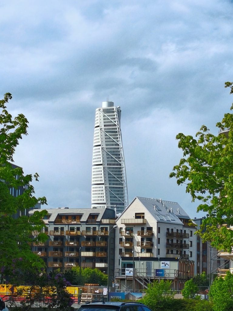 瑞典【馬爾默】Malmo|馬爾默景點:馬爾默大廣場 Stortorge、St. Peter's Church、馬爾默城堡 Malmö Castle、Malmö Saluhall農產品市場、馬爾默市立圖書館Stadsbiblioteket|推薦馬爾默St. Jakobs Backery 7 Turing Torso