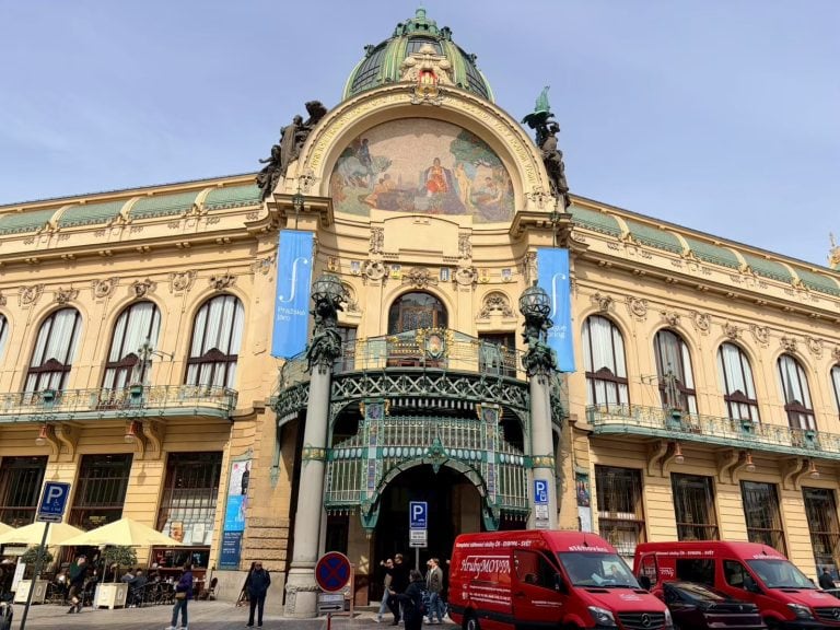 捷克【布拉格新城區New town】Nové Mésto|市民會館Municipal House—火藥塔Prašná brána—卡夫卡動態旋轉雕像Kafka Head—瓦茨拉夫廣場áclavské náměstí—國家博物館Národní muzeum|Prague New town 1-Day Trip|Top 5 attractions in Prague New town 6 Municipal House