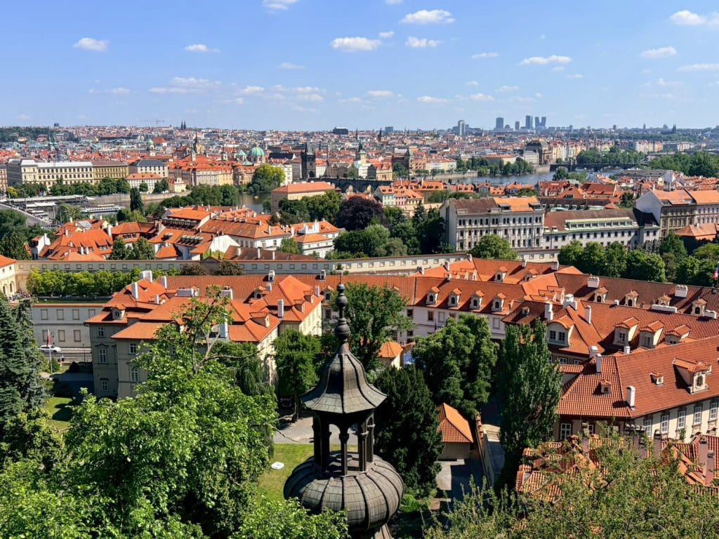 捷克【布拉格小城區Lesser Town】Mala Strandá|華倫斯坦花園Wallenstein Garden—查理大橋Charles Bridge|Prague Lesser Town 1-Day Trip 1 Prague Lesser Town