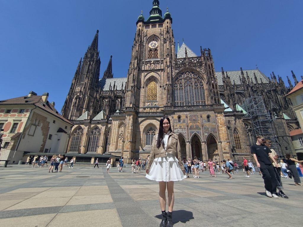 捷克【布拉格城堡區Prague Castle】Hradčany|聖維特主教座堂St. Vitus Cathedral—舊皇宮Old Royal Palace—聖喬治大殿 St. George’s Basilica—黃金巷Golden Lane—黑塔瞭望台Black tower|Prague Castle 1-Day Trip 3 성 비투스 대성당