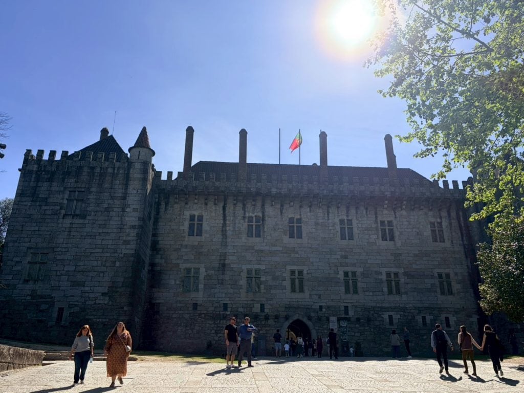 葡萄牙【基馬拉斯Guimaraes】Castelo de Guimarães →【布拉加Braga】Bom Jesus Funicular、Bom Jesus do Monte|飯店Hotel Grao Vasco 2 Guimaraes ticket center