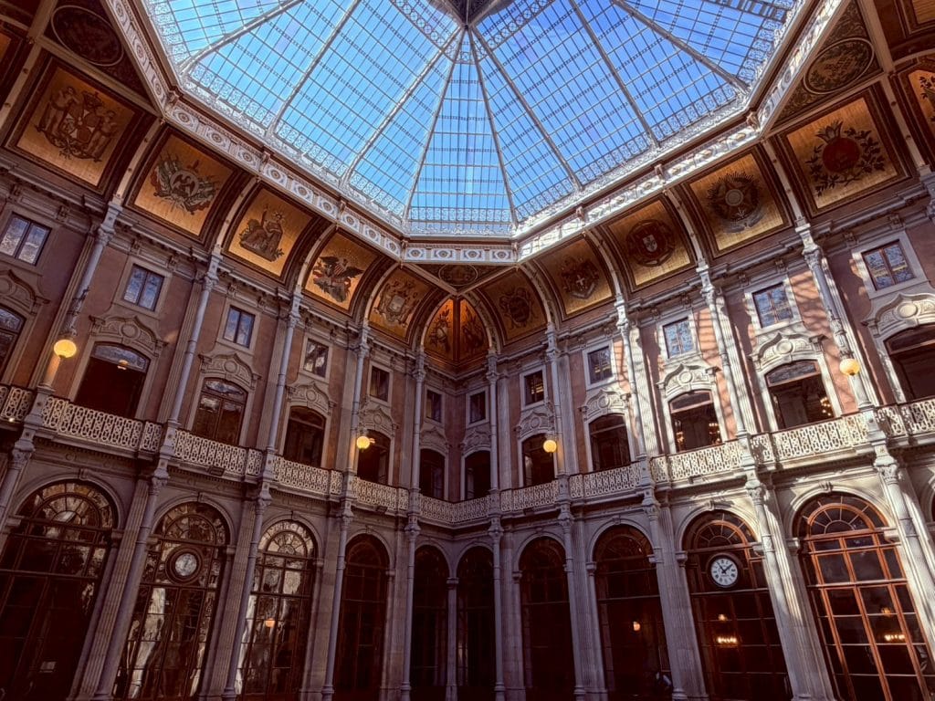 葡萄牙波多【證券交易所宮】Palácio da Bolsa、Stock Exchange Palace|主要亮點與展廳介紹|世界文化遺產 2 Patio das Nacoes