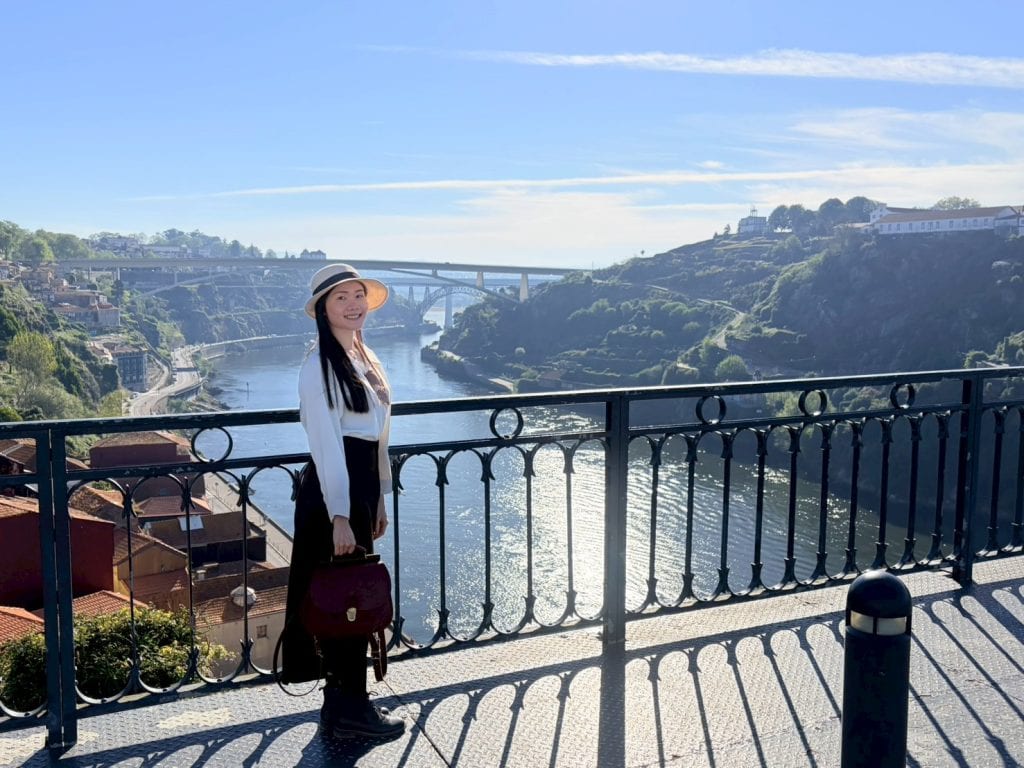 葡萄牙【波多】Porto|波多交通|波多推薦景點Top 20 in Porto|Ponte Luís I、Estação de São Bentos、Palácio da Bolsa|Ribeira、Douro Valley Cruise、Miradouro da Serra do Pilar、Livraria Lello|HF Ipanema Park hotel|Porto 2-Days Trip 7 Ponte Luís I standstill