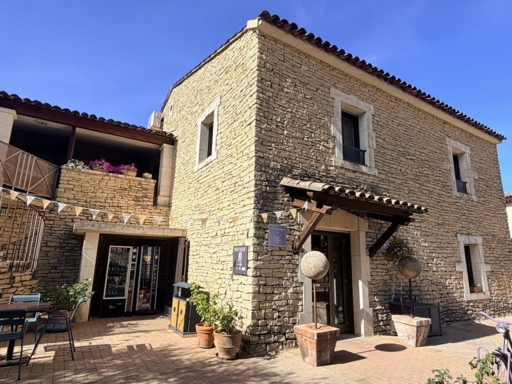 南法藍色黃金【薰衣草博物館Musée de la Lavande】南法認證真正優質薰衣草|與北海道富良野薰衣草差異|AOP fine lavender 4 Musee de la Lavande